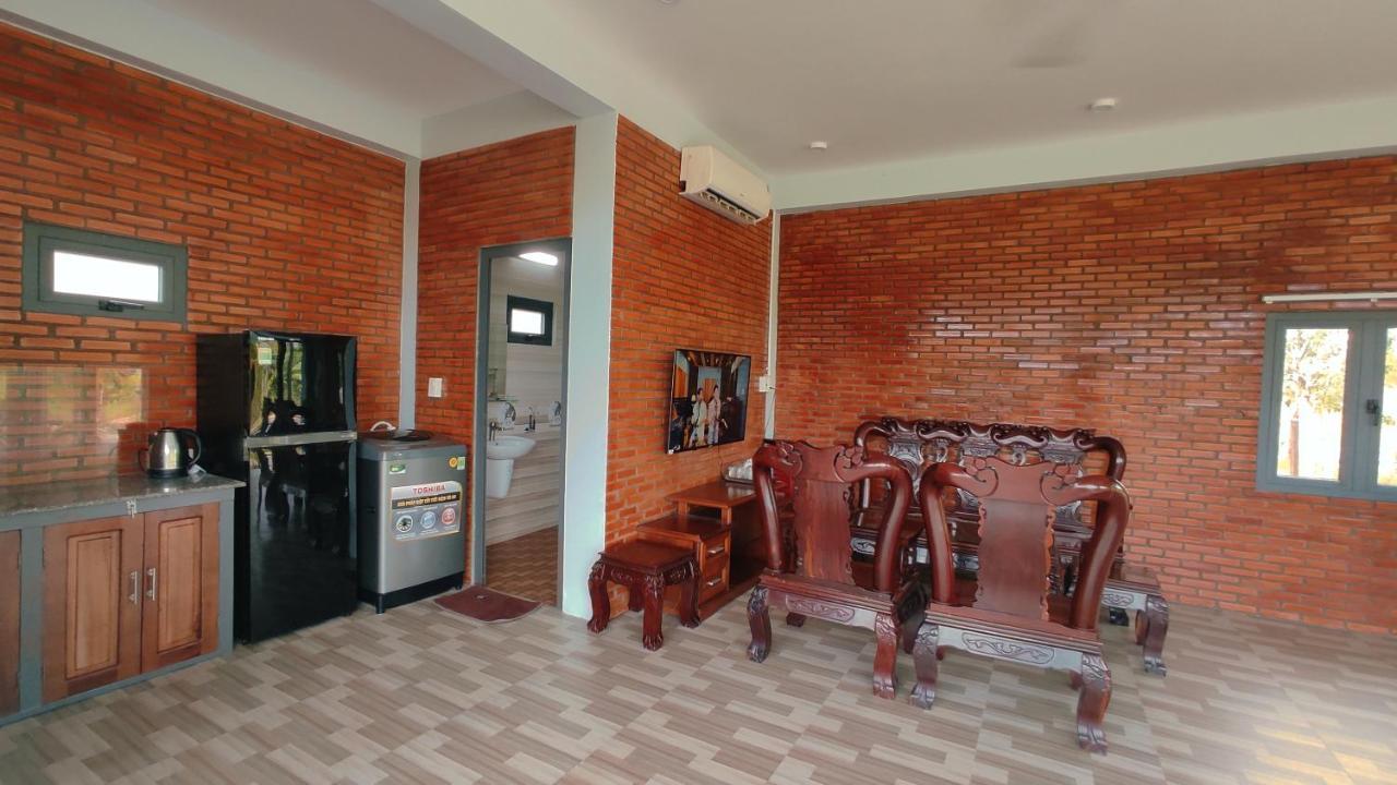 Homestay Dat Viet Cát Tiên Exterior foto